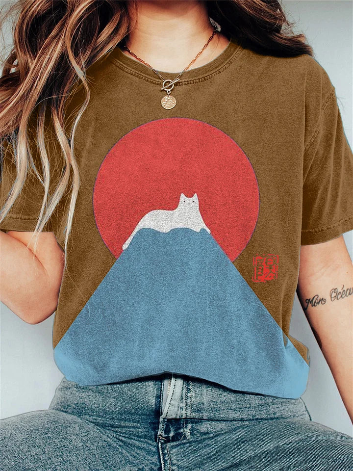 Japansk konst Fuji katt på berg T-shirt med tryck - Tina