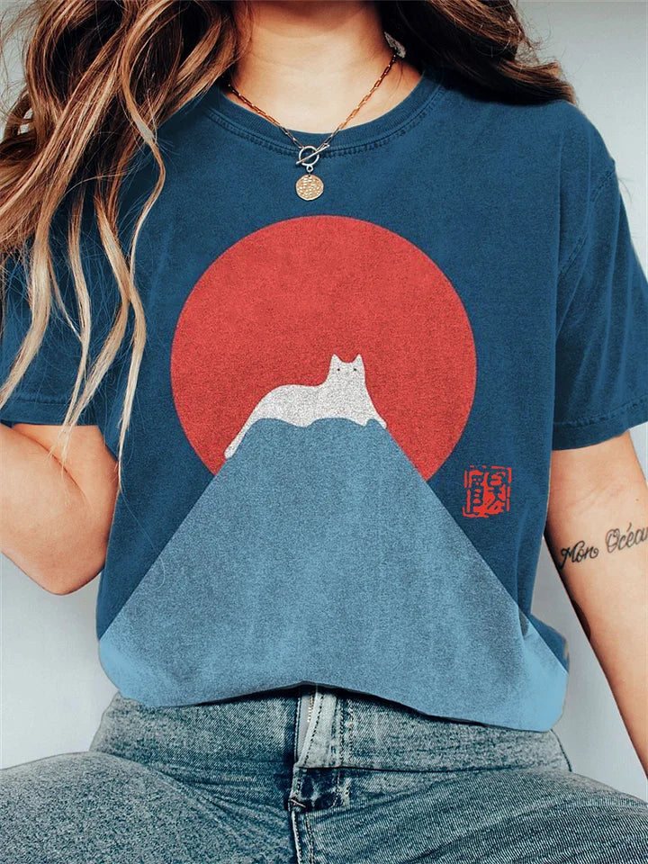 Japansk konst Fuji katt på berg T-shirt med tryck - Tina