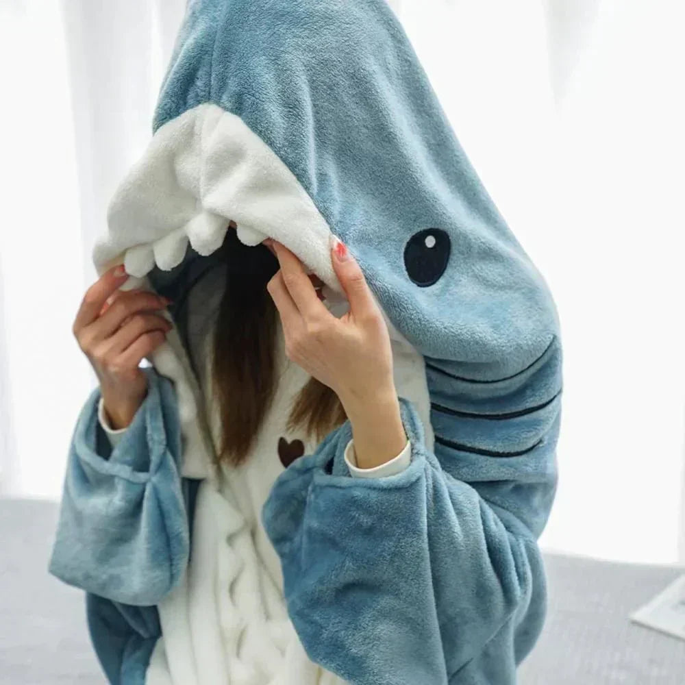 Bekväm shark onesie för hemmet - Nolina