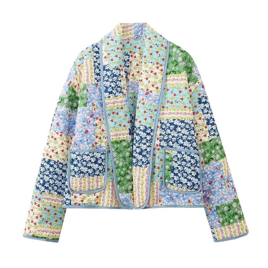 Quiltad jacka med blommigt patchwork - Margareta